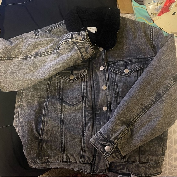 Forever 21 Jackets & Blazers - Jacket